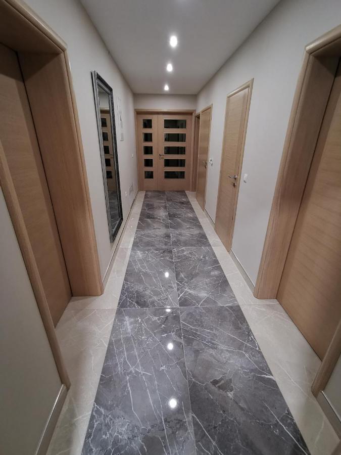 Apartman Bozur **** Satnica Dakovacka Екстер'єр фото