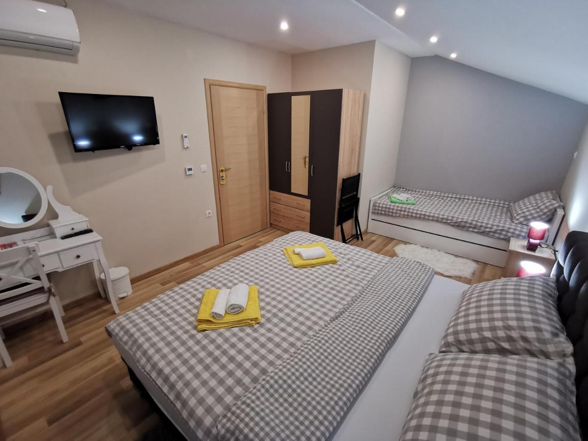 Apartman Bozur **** Satnica Dakovacka Екстер'єр фото